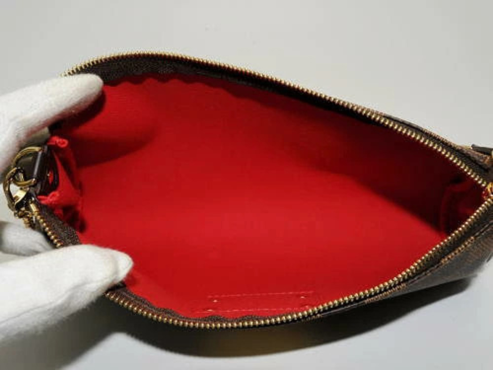Louis Vuitton Eva Damier